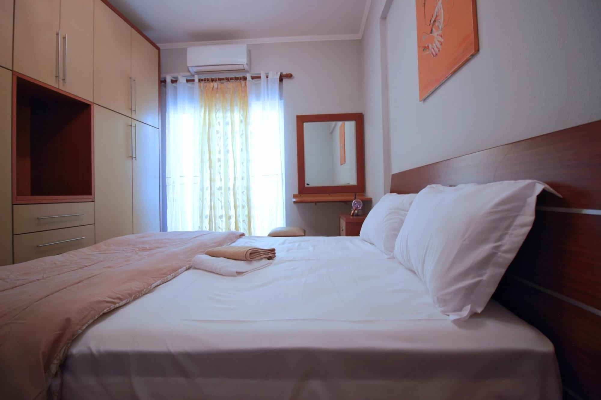 Apartament Duzgo Gjirokastër Esterno foto